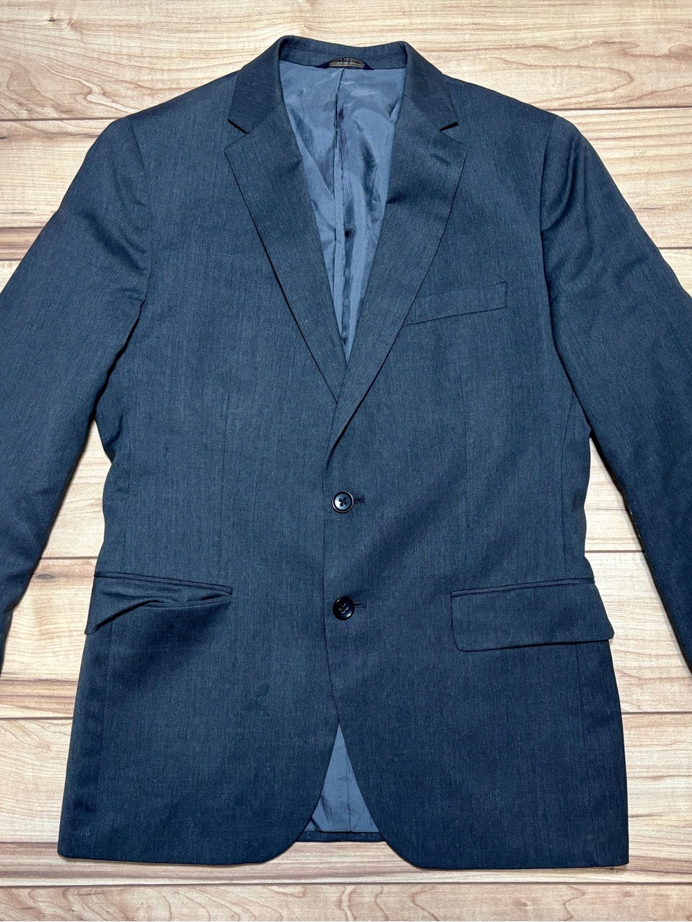 Men's Charcoal Two-Button Blazer - Classic Tailored Sport Coat